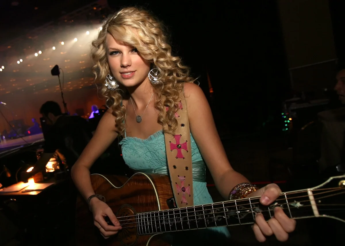 The Twentieth Anniversary of Taylor Swift and the Transformation of Modern Pop Music